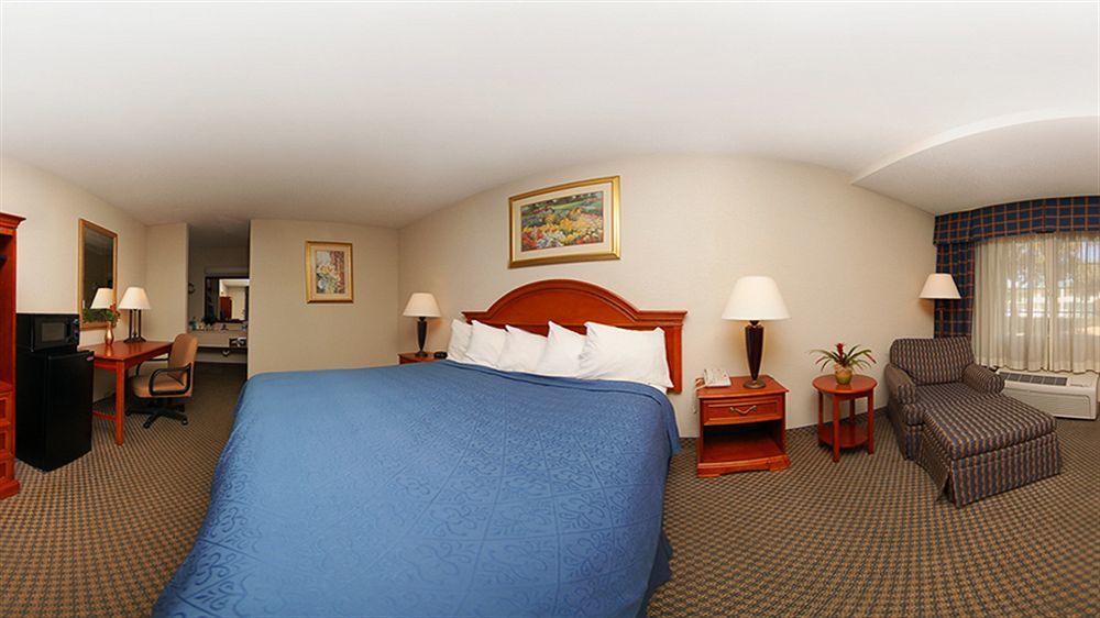 Texas Inn & Suites Denton Dış mekan fotoğraf