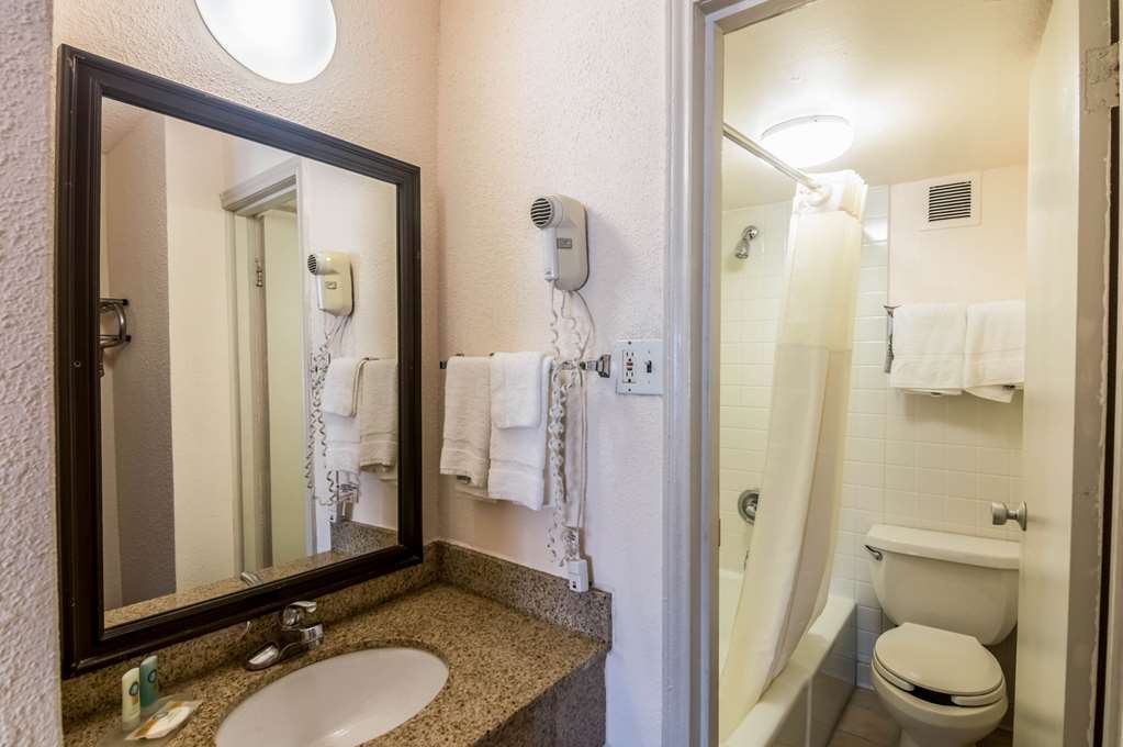 Texas Inn & Suites Denton Oda fotoğraf